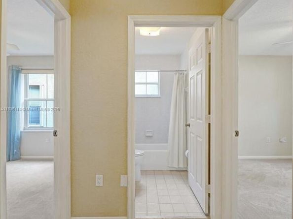 14125 S Cypress Cove Cir, Davie FL 33325
