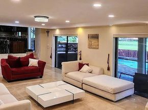 863 W Coco Plum Cir, Plantation FL 33324