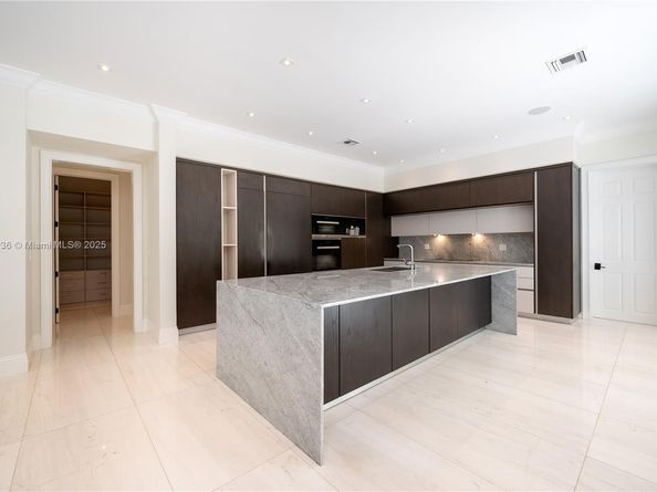 680 Destacada Ave, Coral Gables FL 33156