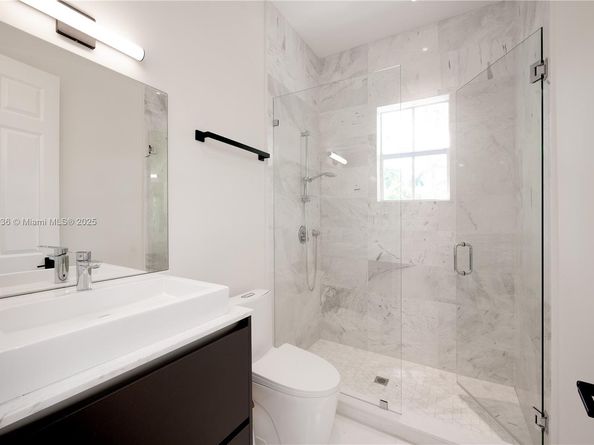 680 Destacada Ave, Coral Gables FL 33156