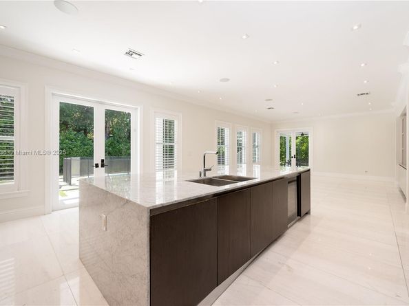 680 Destacada Ave, Coral Gables FL 33156