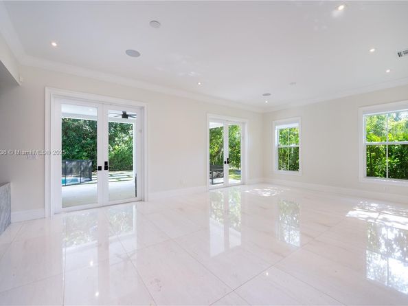 680 Destacada Ave, Coral Gables FL 33156