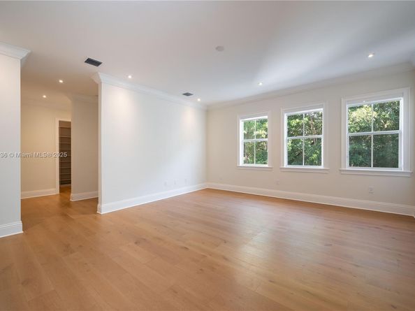 680 Destacada Ave, Coral Gables FL 33156