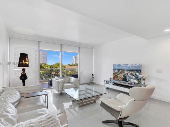 2950 NE 188th St 315, Aventura FL 33180