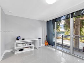 2950 NE 188th St 315, Aventura FL 33180