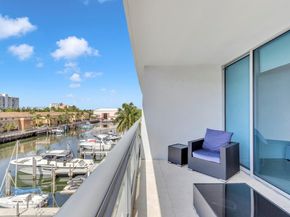 2950 NE 188th St 315, Aventura FL 33180