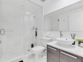 2950 NE 188th St 315, Aventura FL 33180