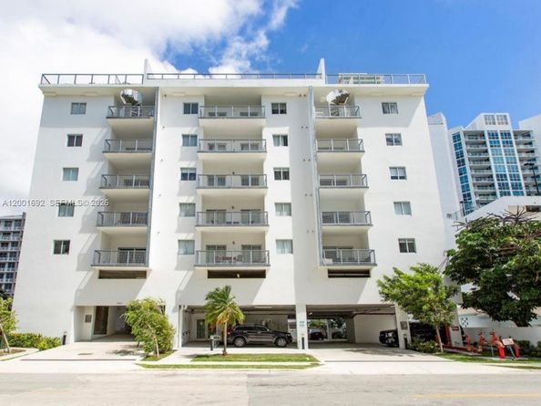 481 NE 29th St 502, Miami FL 33137