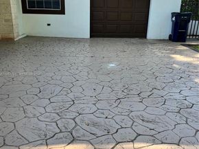 6284 SW 26th St, Miami FL 33155