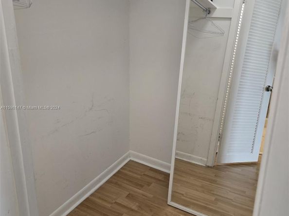 1121 Crandon Blvd D604, Key Biscayne FL 33149