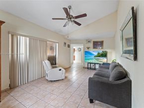 3865 W 10th Dr, Hialeah FL 33012