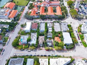 815 W 39th St, Miami Beach FL 33140