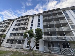 16950 W Dixie Hwy 127, North Miami Beach FL 33160