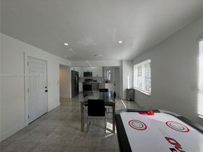 1904 SW 28th St, Fort Lauderdale FL 33315