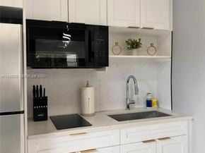 1904 SW 28th St, Fort Lauderdale FL 33315