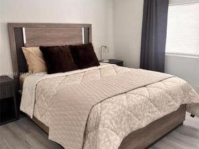 1904 SW 28th St, Fort Lauderdale FL 33315