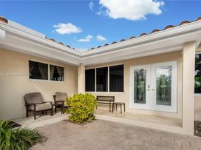 1155 S Biscayne Point Rd, Miami Beach FL 33141