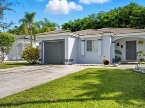 4642 SW 12th Ct, Deerfield Beach FL 33442