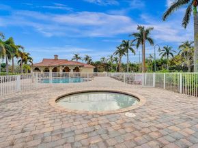 4642 SW 12th Ct, Deerfield Beach FL 33442