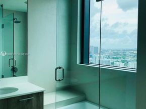 501 NE 31st St 3609, Miami FL 33137