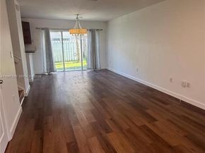 2262 NW 171st Ter, Pembroke Pines FL 33028