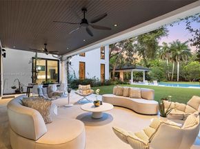 8875 SW 61st Ct, Pinecrest FL 33156