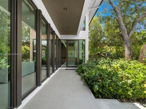 8875 SW 61st Ct, Pinecrest FL 33156