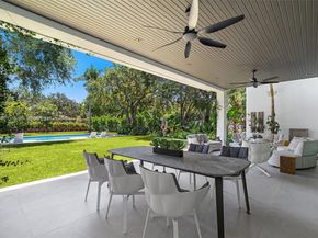 8875 SW 61st Ct, Pinecrest FL 33156