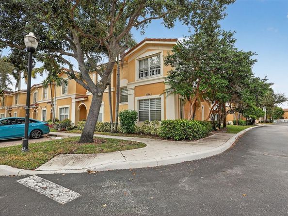 3004 SW 129th Way 150, Miramar FL 33027