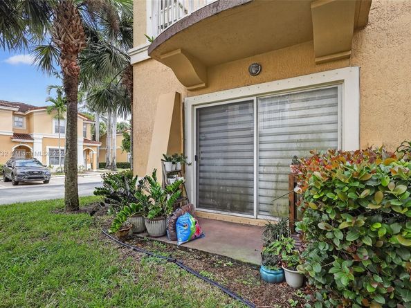 3004 SW 129th Way 150, Miramar FL 33027