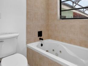 245 NE 175th St, North Miami Beach FL 33162