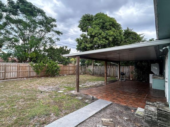 6241 Fletcher St, Hollywood FL 33023