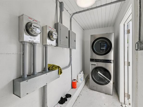 5152 SW 6th St, Coral Gables FL 33134