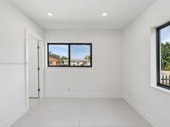 5152 SW 6th St, Coral Gables FL 33134