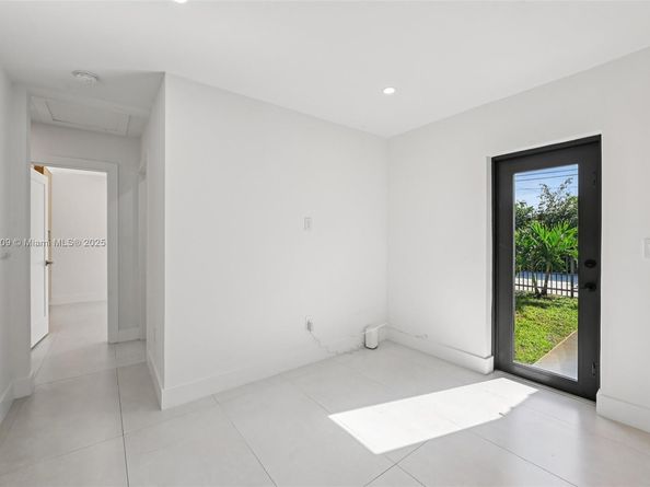 5152 SW 6th St, Coral Gables FL 33134