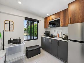 5152 SW 6th St, Coral Gables FL 33134