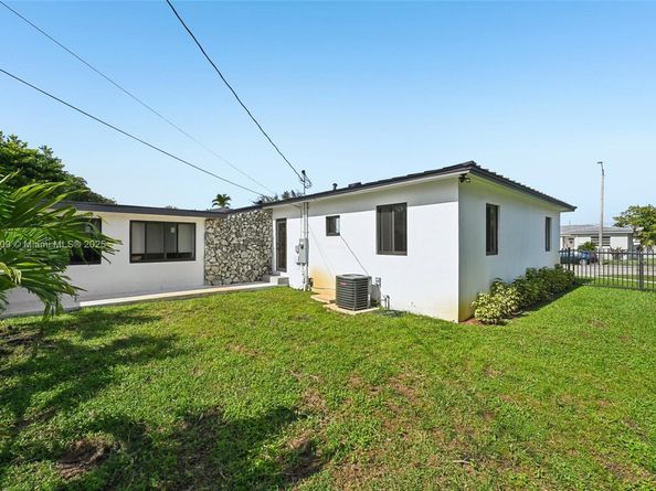 5152 SW 6th St, Coral Gables FL 33134