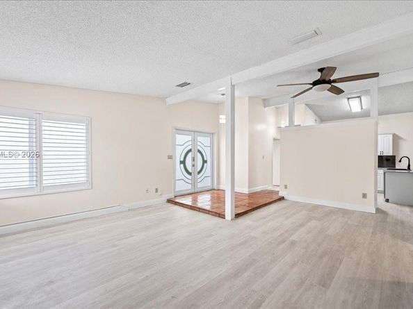 9798 SW 147th Pl, Miami FL 33196