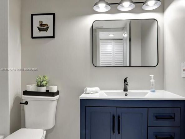 2660 N Carambola Cir N 305, Coconut Creek FL 33066