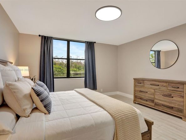 2660 N Carambola Cir N 305, Coconut Creek FL 33066