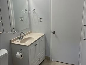 1074 NW 27th St, Miami FL 33127