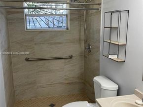 1074 NW 27th St, Miami FL 33127