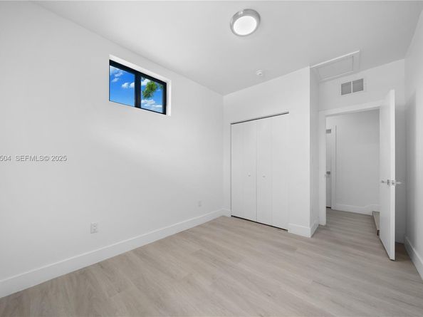 2983 NW 1st St, Pompano Beach FL 33069