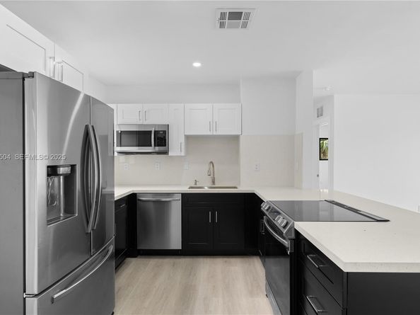 2983 NW 1st St, Pompano Beach FL 33069