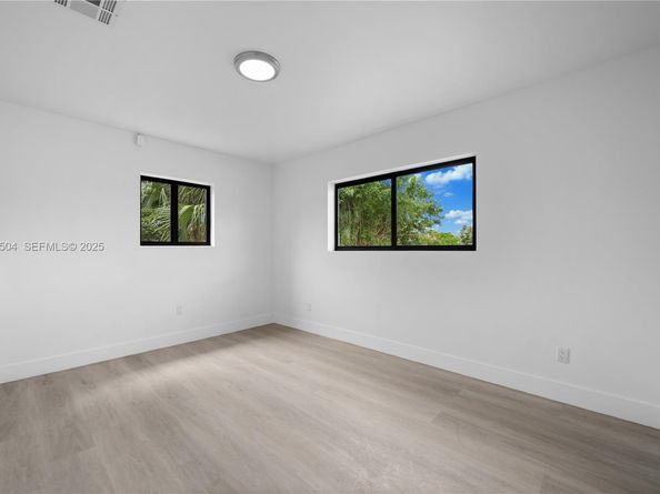 2983 NW 1st St, Pompano Beach FL 33069