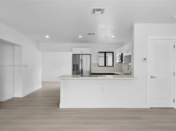 2983 NW 1st St, Pompano Beach FL 33069