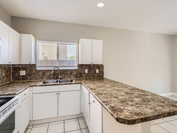 1107 NE 41st Ave, Homestead FL 33033