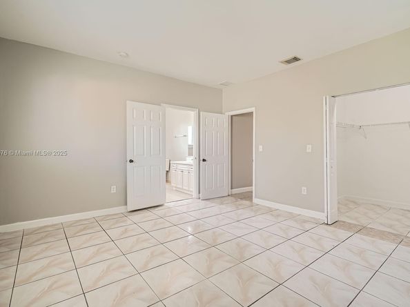 1107 NE 41st Ave, Homestead FL 33033