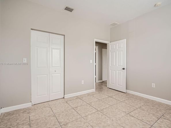 1107 NE 41st Ave, Homestead FL 33033