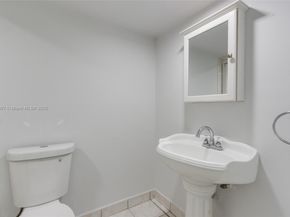 210 172nd St 432, Sunny Isles Beach FL 33160